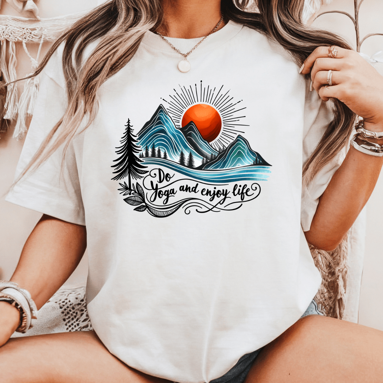 Do Yoga and enjoy Life - Unisex T-Shirt